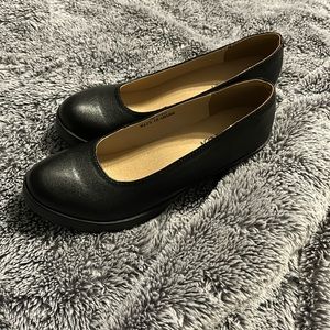 Women's Chunky Closed Toe Heels Low Block Heel Work Pumps size 9